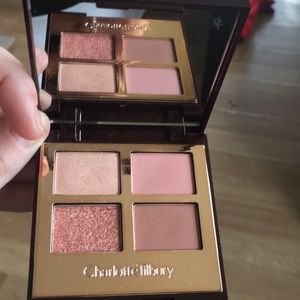 Charlotte Tilbury eyeshadow palette